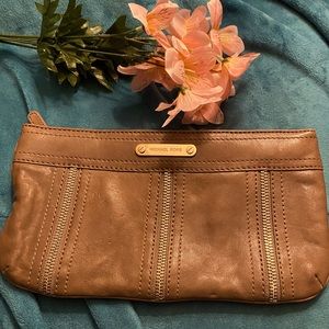 Michael kors zipper Around clutch